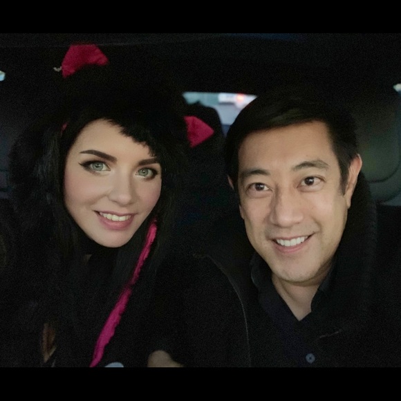 Meet your Posher, Christina - Picture 2 of 3